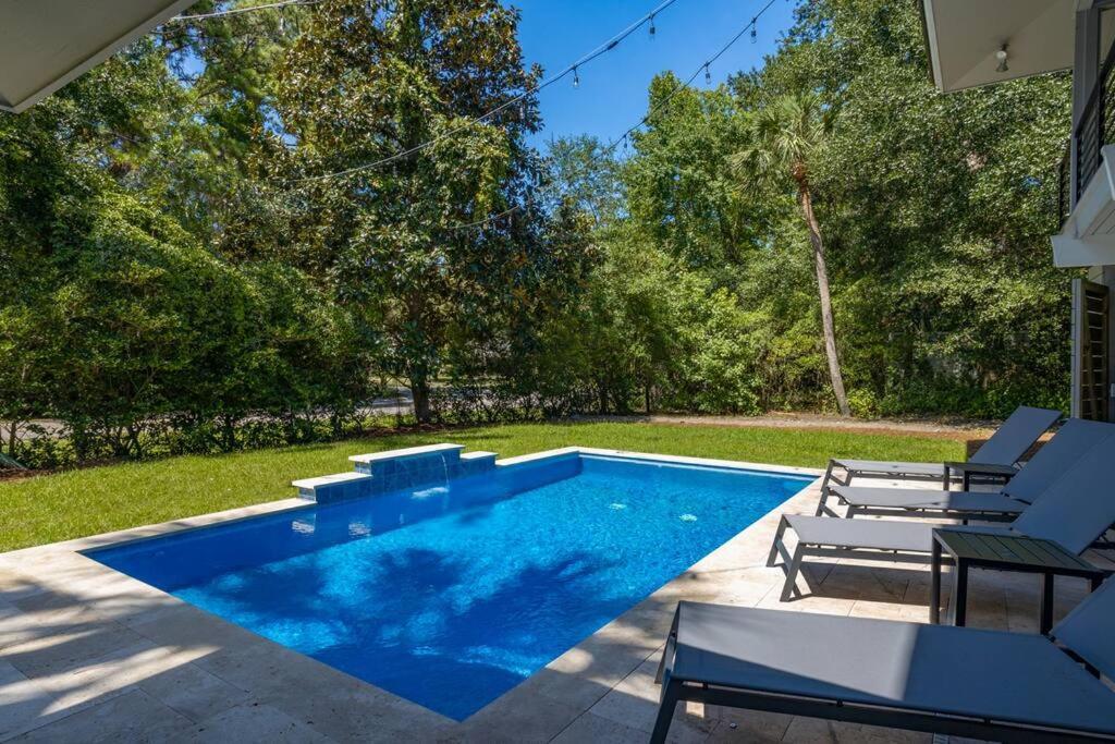 Luxury Beach House - 2Min Walk To Beach - Private Pool - Group & Dog Friendly Гілтон-Гед-Айленд Екстер'єр фото